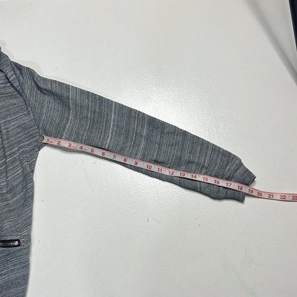 Aritzia Wilfred Free Rousseau Cocoon Cardigan Sweater Heathered Grey size Small - Picture 9 of 9